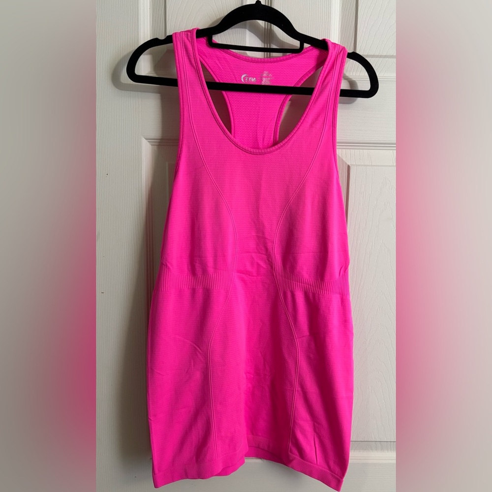 ZYIA Hot Pink Active Workout Yoga Seamless Racerback Work Out Tank Top